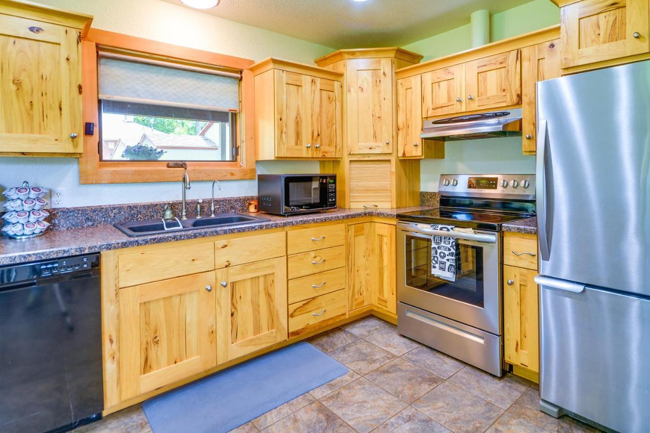 Dog-Friendly Red Lodge Home With On-Site Pond! 外观 照片